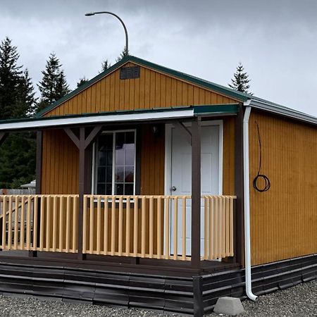 Far West Cabin-Tiny Homes Rental Форкс Екстериор снимка